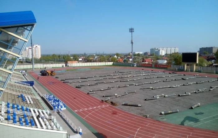 Начало реконструкции. Фото: официальная страница стадиона «Авангард» в «ВК»
