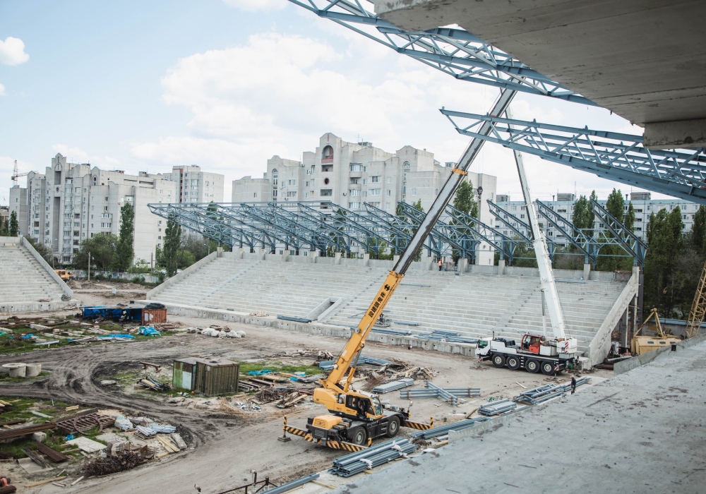 ФК «Факел» посетил строительную площадку нового стадиона