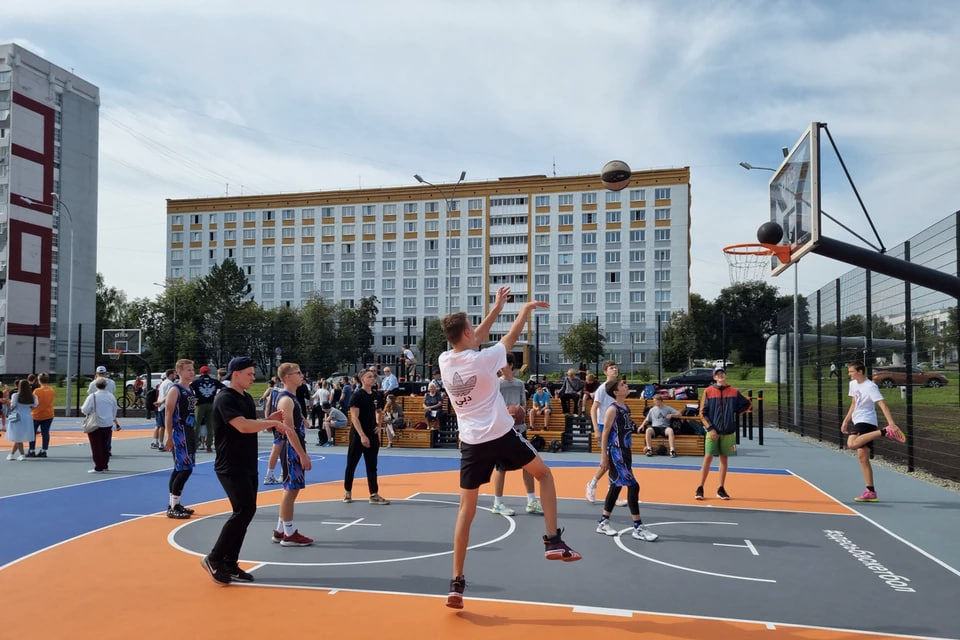 В Кузбассе открыт второй центр уличного баскетбола