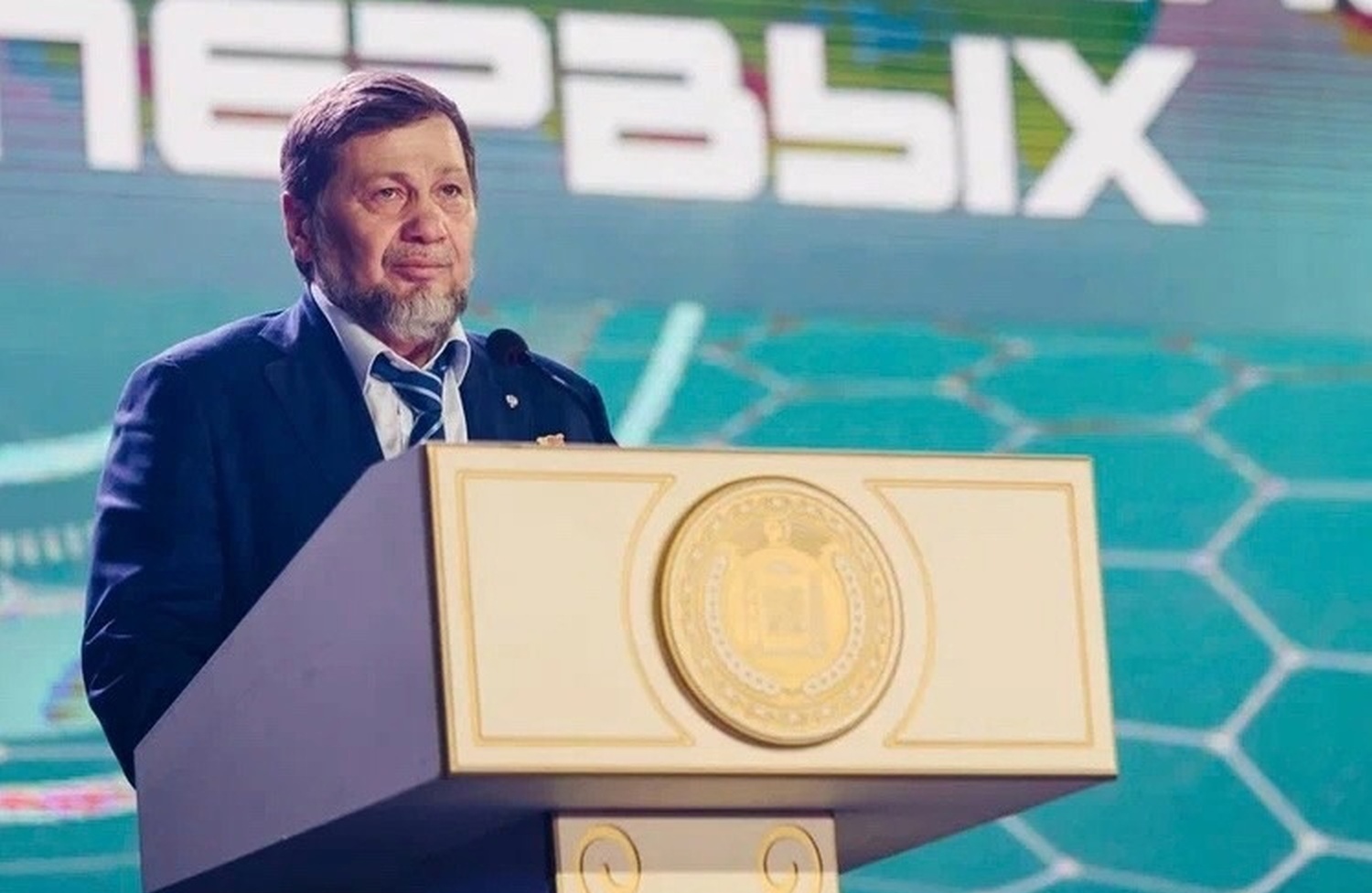 Одес Байсултанов стал первым заместителем министра спорта России