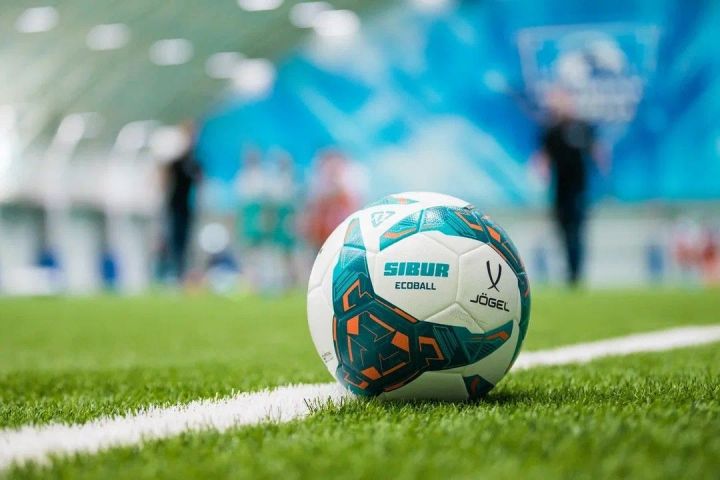 Компания СИБУР создала экологичный футбольный мяч