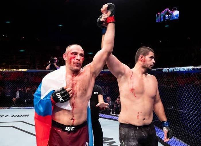 UFC анонсировал первый турнир в России